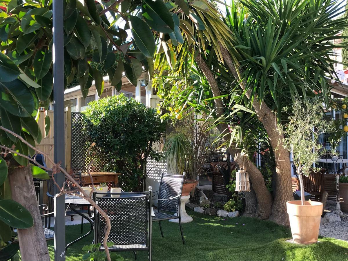Hotel La Villa Patricia - Charme Et Tradition Villefranche-sur-Mer Eksteriør billede